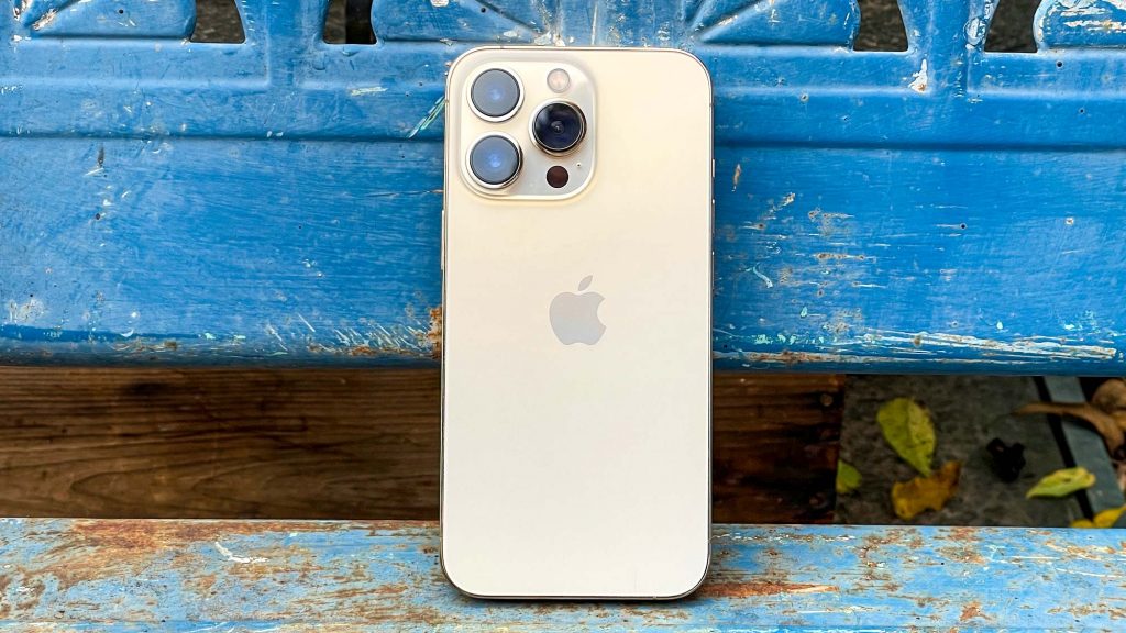 Đánh Giá iPhone 13 Pro: Hiệu Năng Đỉnh, Trải Nghiệm Tuyệt Vời