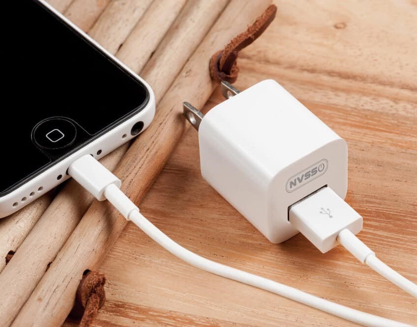 Gặp Tình Trạng iPhone Sạc Không Lên Pin Phải Làm Sao?