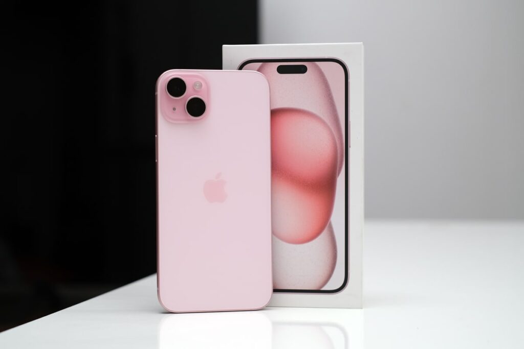 iPhone 15 Plus