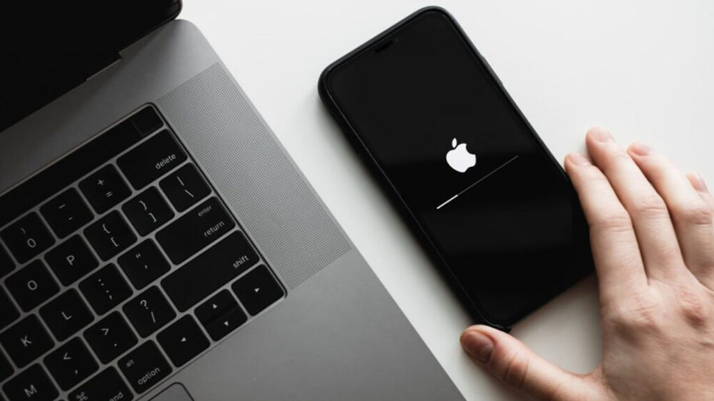 Tại sao người trẻ thích dùng iPhone? 
