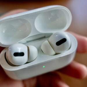 Tai nghe Bluetooth AirPods Pro 1 Magsafe Cũ 99% (Like New)