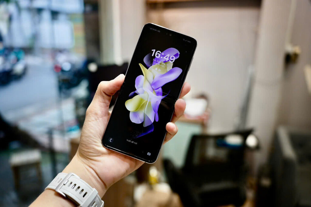 Samsung Galaxy Z Filp4 Cũ (8GB|128GB) 98%