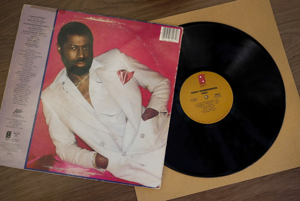 ĐĨA THAN LP – “TEDDY PENDERGRASS”